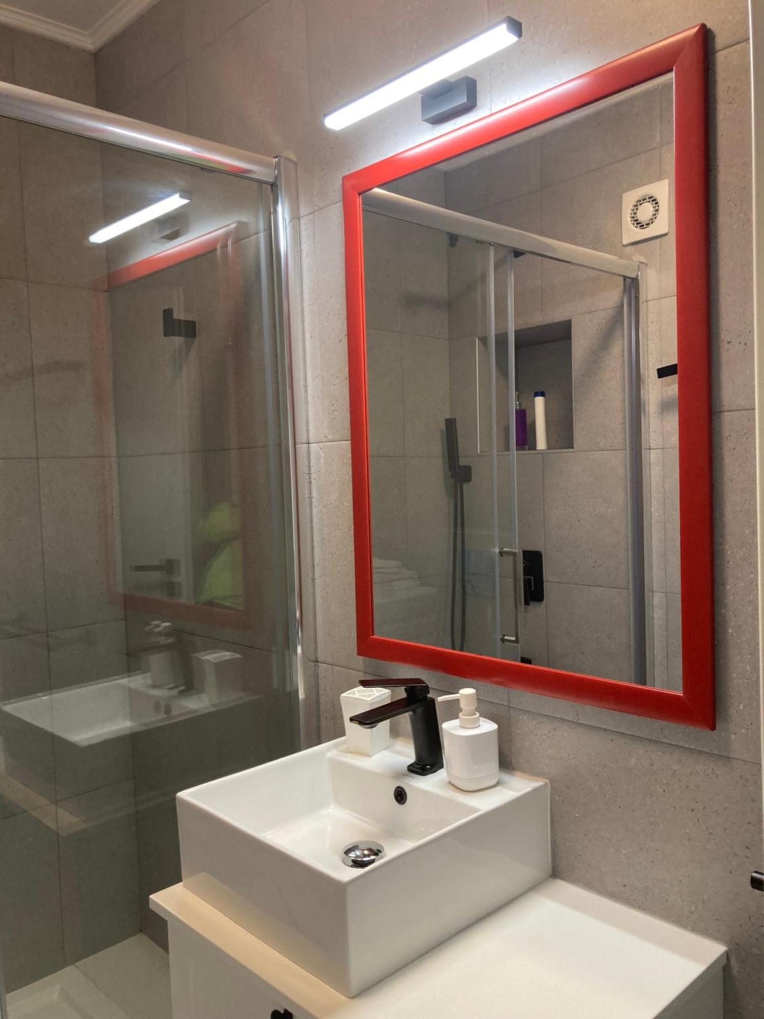 Apartamentul Max, Practic Si Confortabil أرادايا المظهر الخارجي الصورة